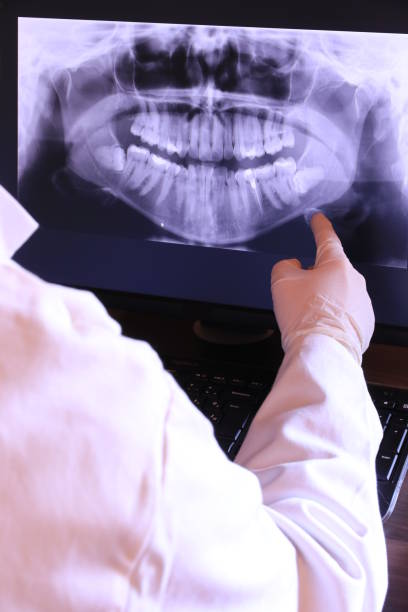 Best Emergency Dental Care for Broken or Chipped Teeth in Encinal, TX